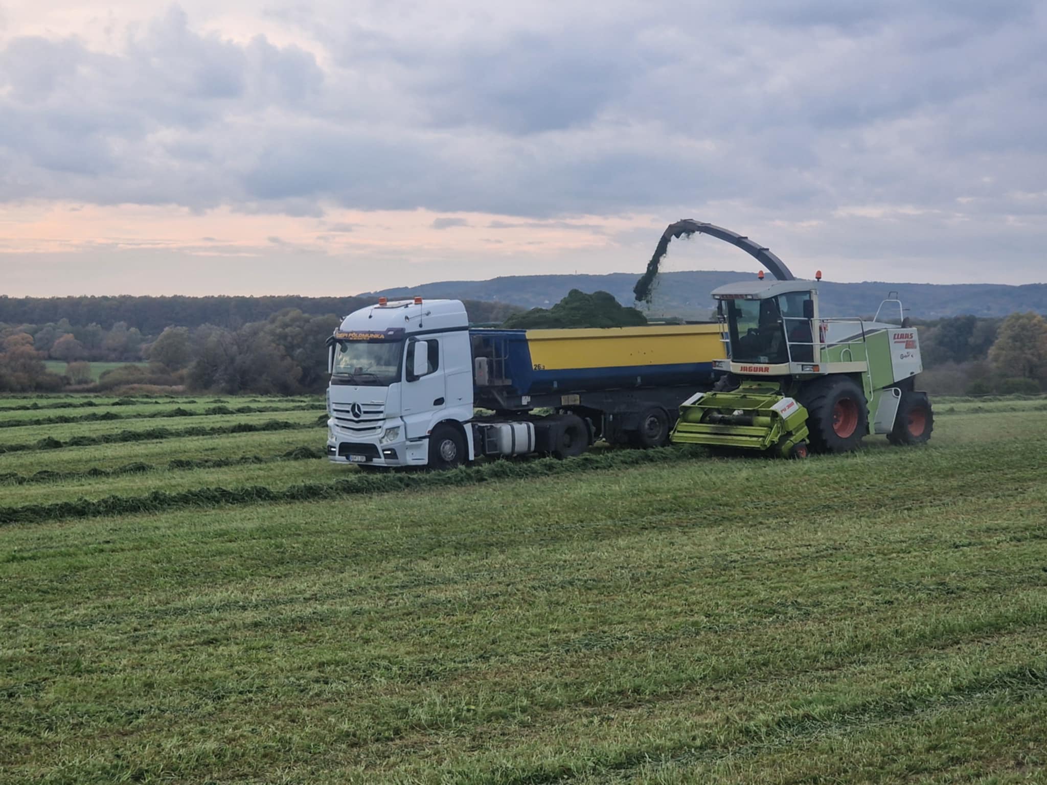 Kombájn kiszolgálás