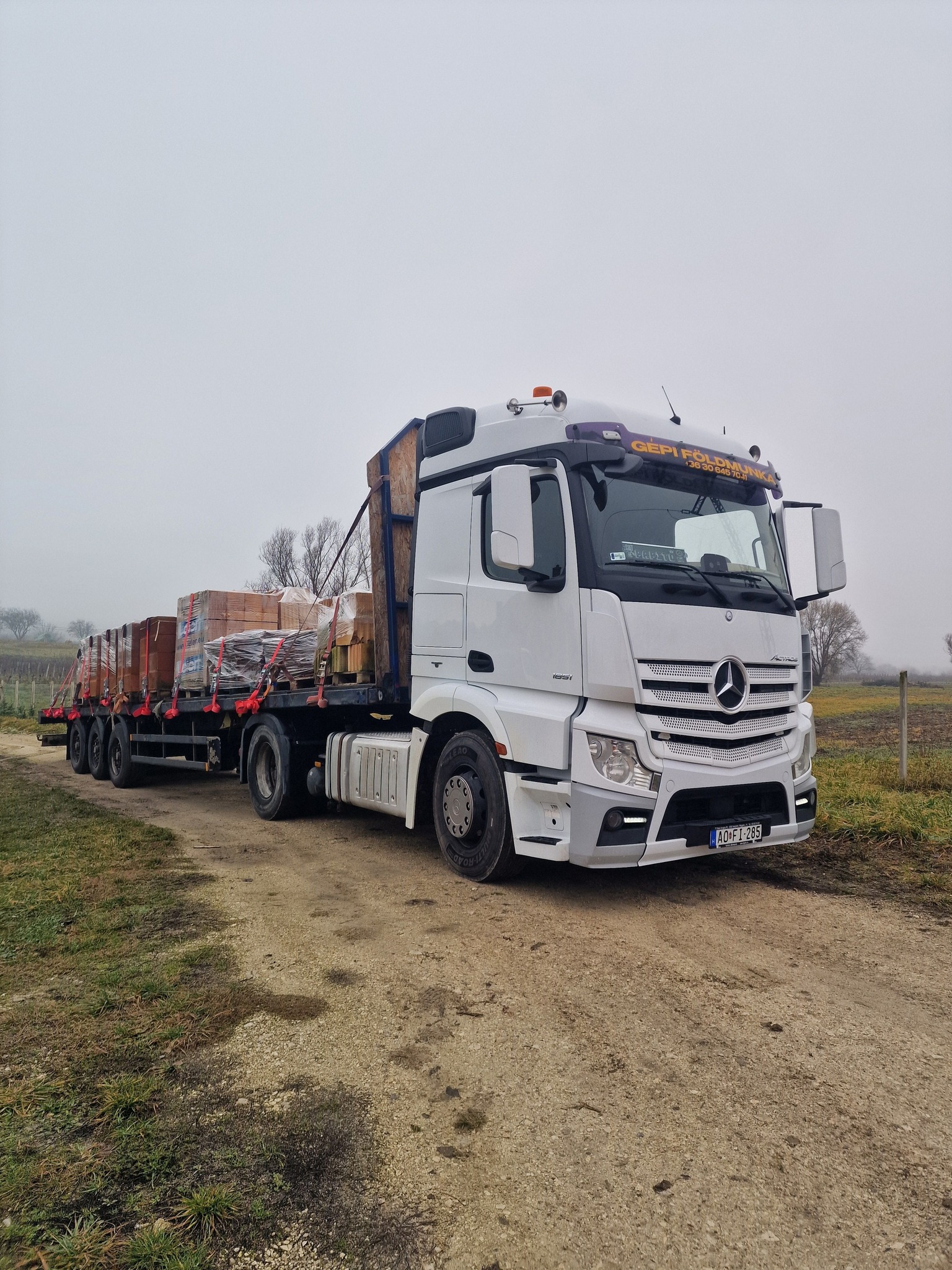 Építőanyag szállítás